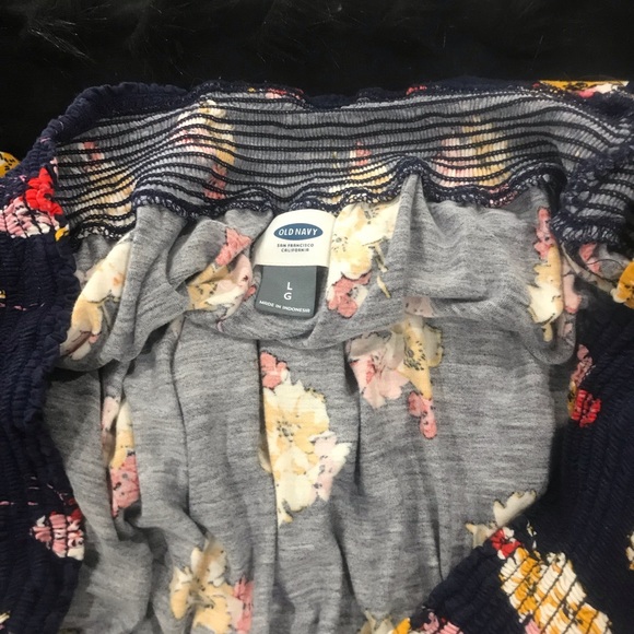 Old navy off the shoulder - Picture 3 of 4